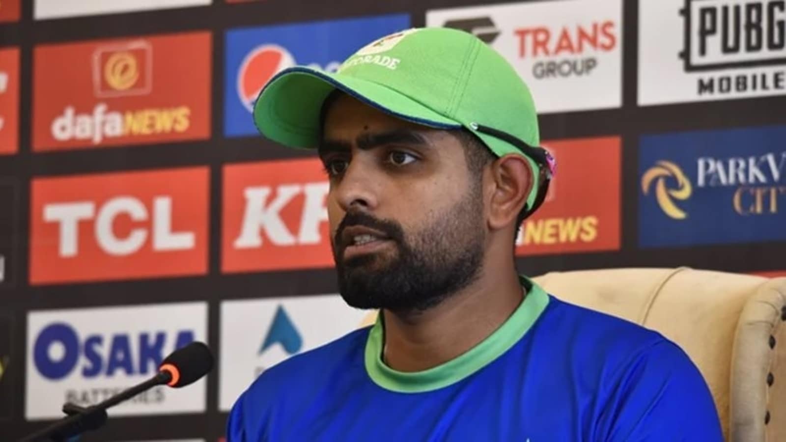 Watch - ‘Toh aap keh rahe hain Test chhor du?’: Babar Azam's befitting ...