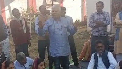 The FIR was registered after MP home minister Narottam Mishra directed the Panna superintendent of police to take action against Congress leader Raja Pateriya. (Video/Screengrab) The FIR was registered after MP home minister Narottam Mishra directed the Panna superintendent of police to take action against Congress leader Raja Pateriya. (Video/Screengrab)