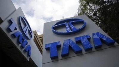 Tata has begun talks with premium malls and high streets for the Apple products only stores.