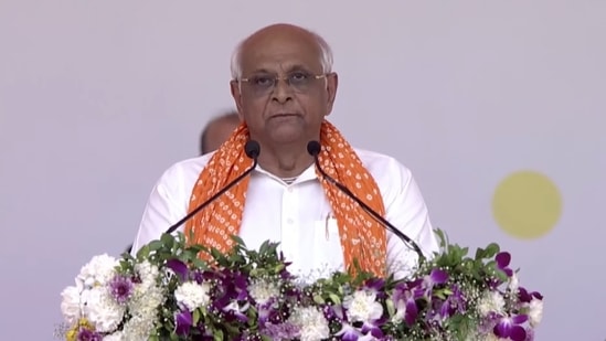 BJP leader Bhupendra Patel was sworn in as Gujarat's 18th chief minister in Gandhinagar, Gujarat on Monday.(source:Twitter/@BJP4India)