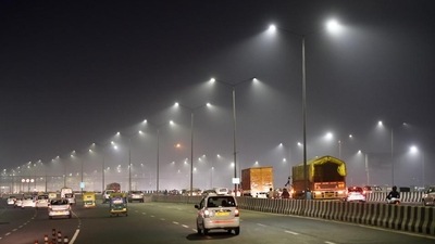 The restrictions were revoked on December 8 after the air pollution ameliorated. (HT_PRINT) The restrictions were revoked on December 8 after the air pollution ameliorated. (HT_PRINT)