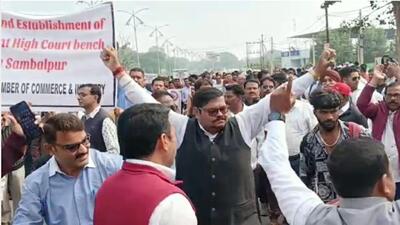 After videos of the incident surfaced on social media, the Supreme Court on Monday took a strong stand against the lawyers and had asked the state government to inform it of steps taken against them. (HT Photo) After videos of the incident surfaced on social media, the Supreme Court on Monday took a strong stand against the lawyers and had asked the state government to inform it of steps taken against them. (HT Photo)