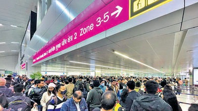 The chaos appeared to continue on Tuesday with more people posting photos of big crowds at various points of the airport, especially the security check area. (Photo/Nikhil Inamdar) The chaos appeared to continue on Tuesday with more people posting photos of big crowds at various points of the airport, especially the security check area. (Photo/Nikhil Inamdar)