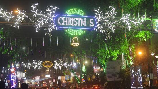 A view of Park Street in Kolkata during Christmas week. (Samir Jana/Hindustan Times) A view of Park Street in Kolkata during Christmas week. (Samir Jana/Hindustan Times)