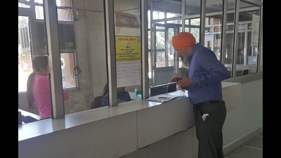 The e-Sampark centres were established in Chandigarh around 10 years back to make public services more accessible for residents. (HT File Photo)