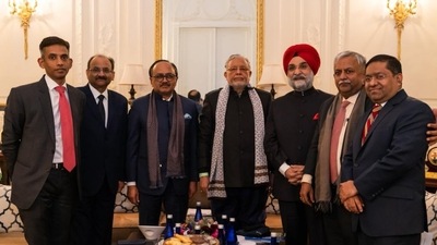 Ambassador of India to the United States Taranjit Singh Sandhu with the Uttar Pradesh delegation. Ambassador of India to the United States Taranjit Singh Sandhu with the Uttar Pradesh delegation.