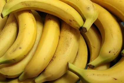 Bananas are anyway one of the favourites among fitness freaks as it is packed with iron and vitamins. (Pixabay)