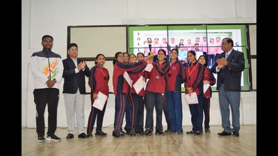Felicitation of students underway on Thursday. (HT)