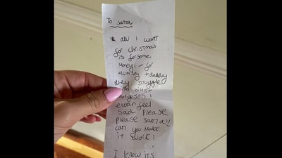 Little girl's emotional note asking Santa for money. (Twitter/@Nicole Connell) Little girl's emotional note asking Santa for money. (Twitter/@Nicole Connell)
