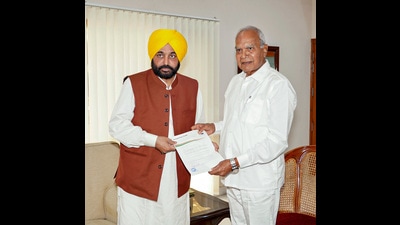 Mann shot off a letter on Tuesday and objected to the UT administration’s decision to hand over the charge to SSP Traffic. (PTI file photo)