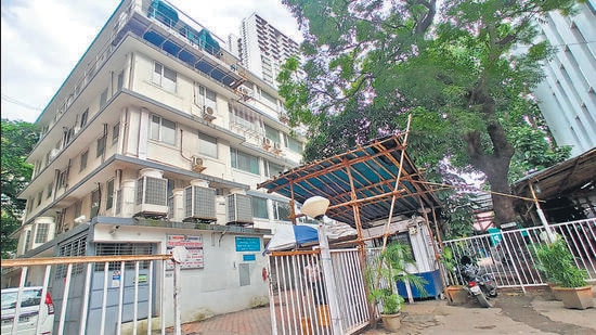 Mumbai, India - August 21, 2022: A general view of Prince Aly Khan Hospital building at Mazgaon, in Mumbai, India, on Sunday, August 21, 2022. (Photo by Satish Bate/ Hindustan Times) (Satish Bate/HT PHOTO)