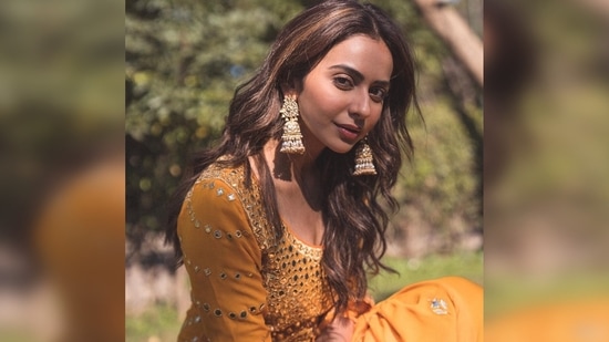"Cold winter mornings and Punjabi wedding," Rakul Preet captioned her post as she dropped some stunning snaps of herself out soaking in the winter sun.(Instagram/@rakulpreet)