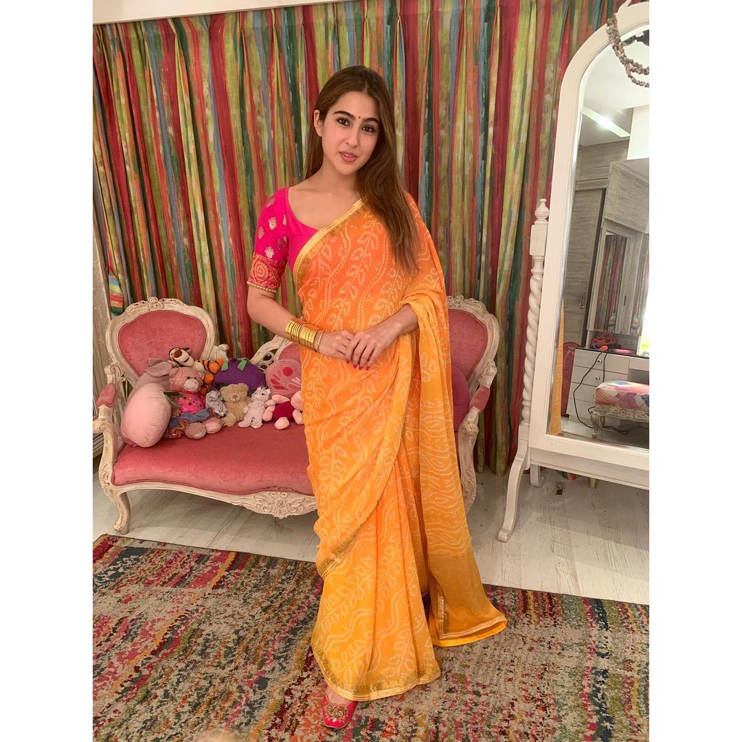 Sara Ali Khan looks like a dream in a bright orange and yellow ombre effect bandhani saree (Instagram )