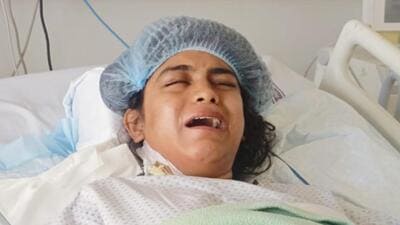 Priyangi Singh, who was admitted to Kokilaben Hospital, is home now. Even though the police had arrested her boyfriend for allegedly pushing Priyangi off the 18-feet tank, her father suspects she was also beaten up, and alleged the accused’s mother may have been involved in the act. (HT PHOTO) Priyangi Singh, who was admitted to Kokilaben Hospital, is home now. Even though the police had arrested her boyfriend for allegedly pushing Priyangi off the 18-feet tank, her father suspects she was also beaten up, and alleged the accused’s mother may have been involved in the act. (HT PHOTO)