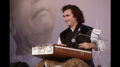 Renowned Santoor player Rahul Sharmaperformed Aalap, Jod and Jhala in Raag Hansdhwani, followed by three compositions in Matta Taal and Teen Taal. (HT PHOTO)