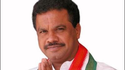 Telangana Congress MP Komatireddy Venkat Reddy, who represents Bhongir parliamentary constituency, has been keeping away from the Congress party activities for quite some time. (Wikimedia Commons)