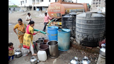 The civic body also has made a request to the HC to direct the state government to review the water lifting permission granted in 2018. (HT FILE PHOTO) The civic body also has made a request to the HC to direct the state government to review the water lifting permission granted in 2018. (HT FILE PHOTO)