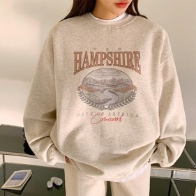 Crewneck sweatshirts are trendy, simple and great to wear great for the light winter season. (pinterest) Crewneck sweatshirts are trendy, simple and great to wear great for the light winter season. (pinterest)