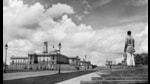 In 1950s Delhi, a man stands and gazes at the Delhi Secretariat. (Mahatta Archives / Photoink) In 1950s Delhi, a man stands and gazes at the Delhi Secretariat. (Mahatta Archives / Photoink)