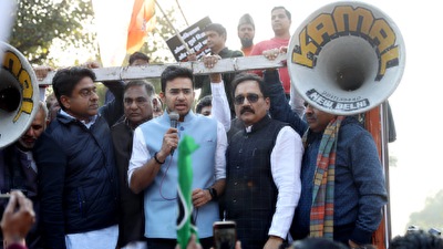Bharatiya Janata Party Yuva Morcha National President Tejasvi Surya addresses during a protest over the remarks by Pakistan foreign minister Bilawal Bhutto Zardari on Prime Minister Narendra Modi outside Pakistan high commission in New Delhi on Friday. (ANI) Bharatiya Janata Party Yuva Morcha National President Tejasvi Surya addresses during a protest over the remarks by Pakistan foreign minister Bilawal Bhutto Zardari on Prime Minister Narendra Modi outside Pakistan high commission in New Delhi on Friday. (ANI)