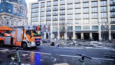 “It's a great tragedy that for 1,500 fish there was no chance of survival,” said Almut Neumann, a city official in charge of environmental issues for Berlin's Mitte district. “The focus in the afternoon was clearly on saving the fish in the remaining tanks.” (AP) “It's a great tragedy that for 1,500 fish there was no chance of survival,” said Almut Neumann, a city official in charge of environmental issues for Berlin's Mitte district. “The focus in the afternoon was clearly on saving the fish in the remaining tanks.” (AP)