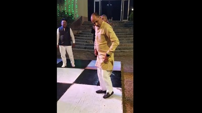 Man dances to Titliaan song. (Instagram/@Sandeep Kumar ) Man dances to Titliaan song. (Instagram/@Sandeep Kumar )
