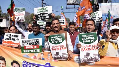 Members of Bharatiya Janata Party stage a protest against Pakistan foreign minister Bilawal Bhutto Zardari over his remarks on Prime Minister Narendra Modi, in Ranchi on Saturday. (Somnath Sen) Members of Bharatiya Janata Party stage a protest against Pakistan foreign minister Bilawal Bhutto Zardari over his remarks on Prime Minister Narendra Modi, in Ranchi on Saturday. (Somnath Sen)