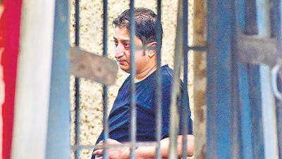 Mumbai: Bandra Worli Sea Link road accident accused Irfan Abdul Raheem Beelkia being produced at Bhoiwada Court in Mumbai, Thursday, Oct. 6, 2022. (PTI Photo)(PTI10_06_2022_000149A) (PTI) Mumbai: Bandra Worli Sea Link road accident accused Irfan Abdul Raheem Beelkia being produced at Bhoiwada Court in Mumbai, Thursday, Oct. 6, 2022. (PTI Photo)(PTI10_06_2022_000149A) (PTI)