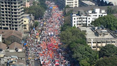 Mumbai, India - December 17, 2022: Massive crowd of Maha Vikas Aghadi's (MVA) workers and supporters stage 'Halla Bol' protest march against the Eknath Shinde and Devendra Fadnavis-led state government in Maharashtra, joined party leader Uddhav Thackeray, Sharad Pawar, Nana Patole and Ajit Pawar, in Mumbai, India, on Saturday, December 17, 2022. (Photo by Bhushan Koyande/HT Photo) (HT PHOTO) Mumbai, India - December 17, 2022: Massive crowd of Maha Vikas Aghadi's (MVA) workers and supporters stage 'Halla Bol' protest march against the Eknath Shinde and Devendra Fadnavis-led state government in Maharashtra, joined party leader Uddhav Thackeray, Sharad Pawar, Nana Patole and Ajit Pawar, in Mumbai, India, on Saturday, December 17, 2022. (Photo by Bhushan Koyande/HT Photo) (HT PHOTO)