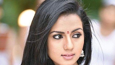 Sruthi Hariharan works primarily in Kannada films.