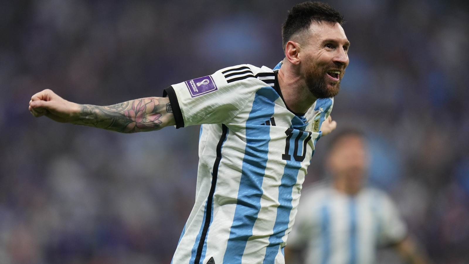 Argentina lifts world cup trophy, fans celebrate GOAT Lionel Messi Trending