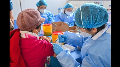 Amid the rise in Covid cases in China, experts from Pune said that the chances of reporting a surge in cases in India is not very likely. (FILE PHOTO) Amid the rise in Covid cases in China, experts from Pune said that the chances of reporting a surge in cases in India is not very likely. (FILE PHOTO)