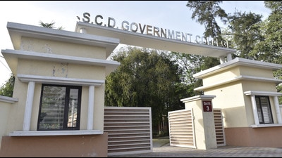 Major Shiv Dev Singh Sidhu and Captain Vijay Sehgal are alums of SCD College in Ludhiana. Major Shiv Dev Singh Sidhu and Captain Vijay Sehgal are alums of SCD College in Ludhiana.
