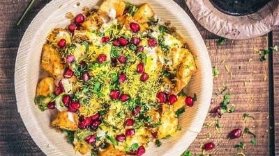 Garadu chaat/yam fritters: Garadu, chaat is one of the most beloved winter street food which is usually available from October to March. It resembles Shakarkandi in appearance, but it is an entirely distinct tuber. The ends of this tuber are cut off, and the centre portion is peeled, diced, and cooked. A fiery and acidic Jeeralu Masala prepared with cumin, hing, ginger, and other ingredients is added to the chopped, boiling Garadu. (pinterest) Garadu chaat/yam fritters: Garadu, chaat is one of the most beloved winter street food which is usually available from October to March. It resembles Shakarkandi in appearance, but it is an entirely distinct tuber. The ends of this tuber are cut off, and the centre portion is peeled, diced, and cooked. A fiery and acidic Jeeralu Masala prepared with cumin, hing, ginger, and other ingredients is added to the chopped, boiling Garadu. (pinterest)