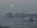 A view of NH09 with dense fog near Akshardham temple in Delhi. (RajkRaj/HT Photo)