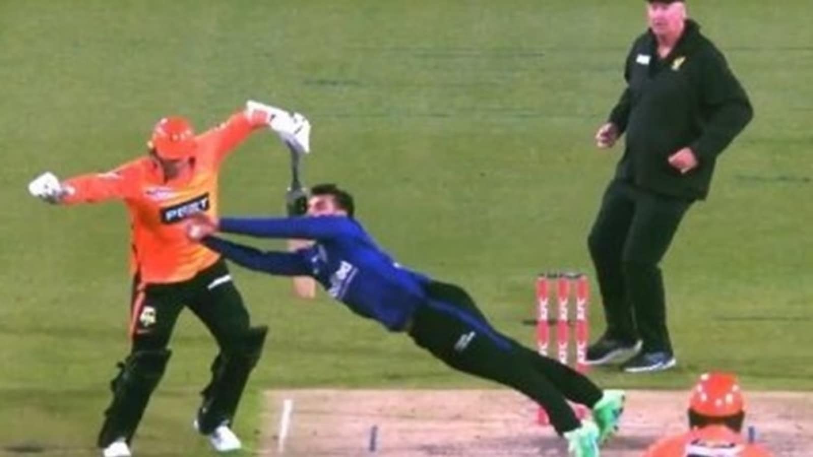 Watch - Shadab Khan grabs insane catch off his own bowling Fully horizontal Cricket