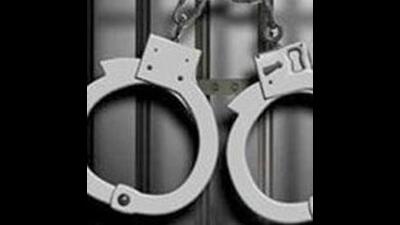 Two gangsters arrested in Gurugram