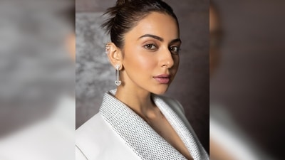 Rakul Preet wore a white short blazer dress featuring a sequins collar and dual pockets. (Instagram/@rakulpreet) Rakul Preet wore a white short blazer dress featuring a sequins collar and dual pockets. (Instagram/@rakulpreet)
