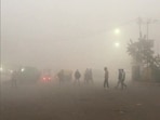 The India Meteorological Department (IMD) on Tuesday issued an alert that a dense to very dense layer of fog has engulfed Punjab, Haryana, Chandigarh, Delhi, North Rajasthan and Uttar Pradesh. (ANI)