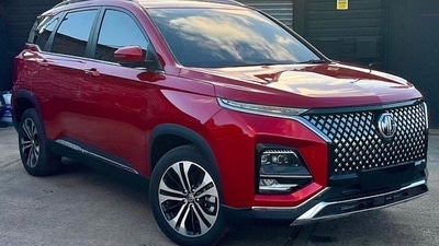 MG Hector gets a new front-grille with diamond-mesh chrome inserts. (Photo courtesy: Instagram/hertstintsandwraps) MG Hector gets a new front-grille with diamond-mesh chrome inserts. (Photo courtesy: Instagram/hertstintsandwraps)