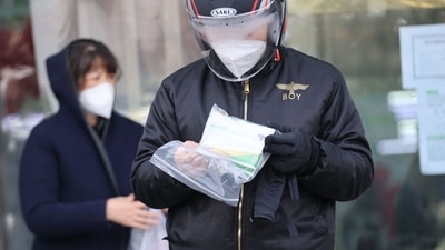The outbreak has grown following the government’s decision to lift a raft of strict restrictions, including quarantine and isolation protocols. (AFP) The outbreak has grown following the government’s decision to lift a raft of strict restrictions, including quarantine and isolation protocols. (AFP)