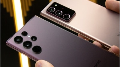 Samsung Big Holiday Sale: Get attractive discounts on a range of Samsung smartphones. (Unsplash)