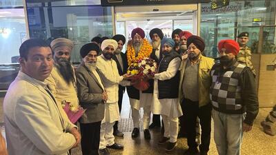 National Commission for Minorities chairperson Iqbal Singh Lalpura being greeted by representatives of various minority communities in Jammu on Tuesday. He is in Jammu and Kashmir on a two-day visit. (Twitter/@ILalpura)