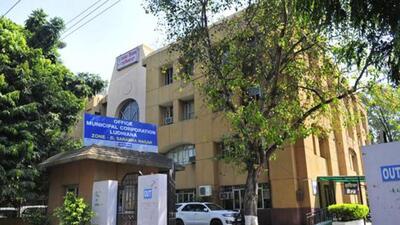 To ensure cleanliness, the zonal commissioners have been directed to conduct surprise checks in all four zones of the Ludhiana MC to keep tabs on the attendance of sweepers. (HT FILE PHOTO)