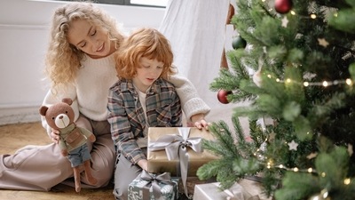 Christmas 2022: 7 unique Christmas gifting ideas for your child (pexels)