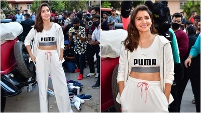 Anushka Sharma’s white casuals are winning the Internet for the right reasons (HT Photos/Varinder Chawla) Anushka Sharma’s white casuals are winning the Internet for the right reasons (HT Photos/Varinder Chawla)