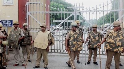 Bihar Cabinet announces recruitment of 75543 policemen (PTI) Bihar Cabinet announces recruitment of 75543 policemen (PTI)