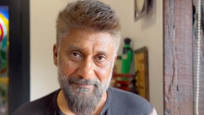 Filmmaker Vivek Agnihotri responds to Saeed Mirza's comment on The Kashmir Files. Filmmaker Vivek Agnihotri responds to Saeed Mirza's comment on The Kashmir Files.