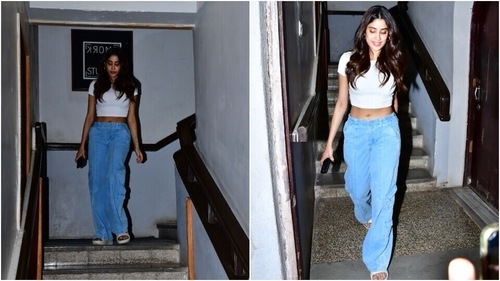Janhvi posed for the cameras. (HT Photos/Varinder Chawla) Janhvi posed for the cameras. (HT Photos/Varinder Chawla)