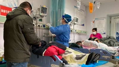Patients recover at the Baoding No. 2 Central Hospital in Zhuozhou city in northern China's Hebei province. (AP) Patients recover at the Baoding No. 2 Central Hospital in Zhuozhou city in northern China's Hebei province. (AP)